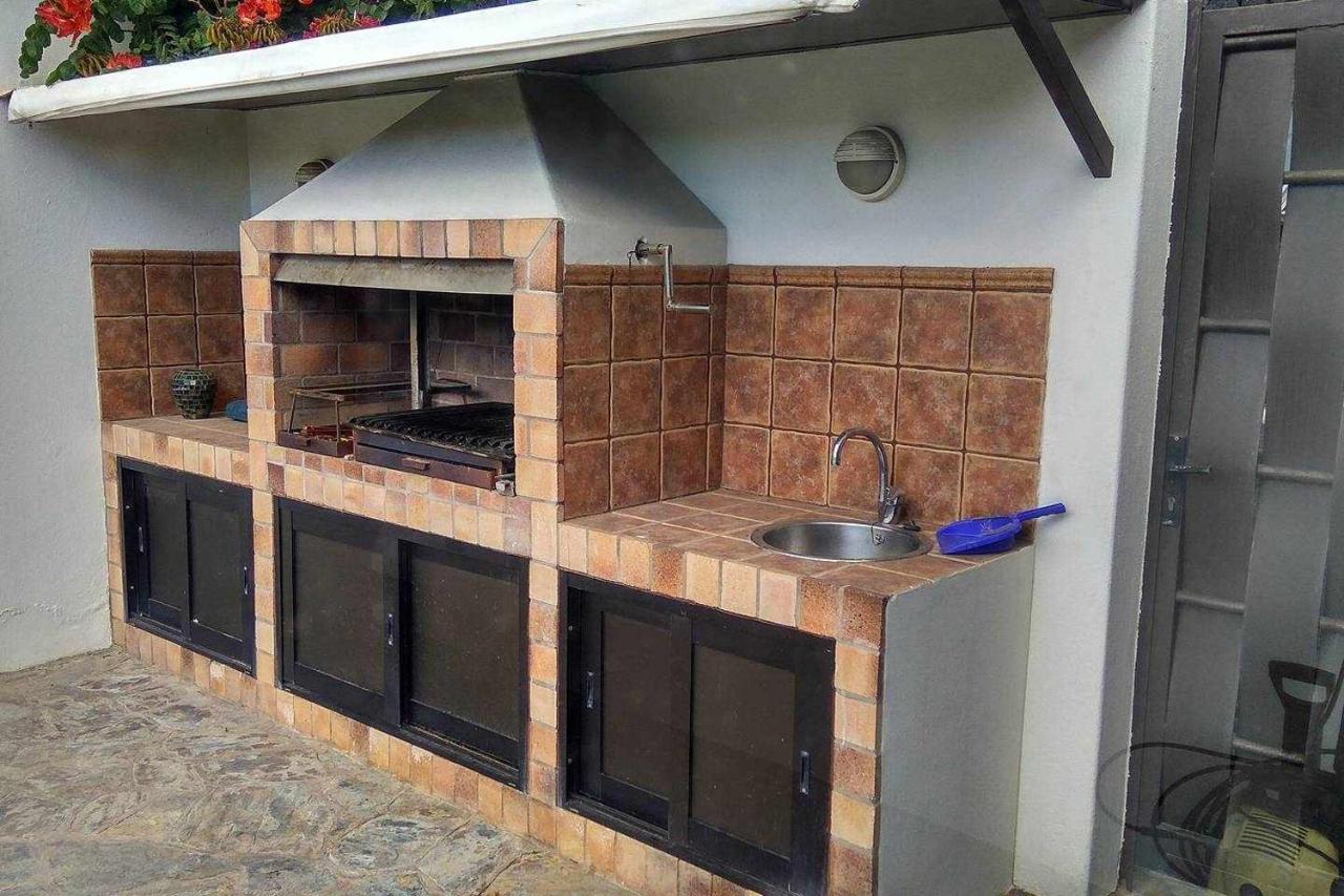 V PRINCESA Vivienda con piscina y BBQ para max 10 personas Puerto del Carmen  Bagian luar foto