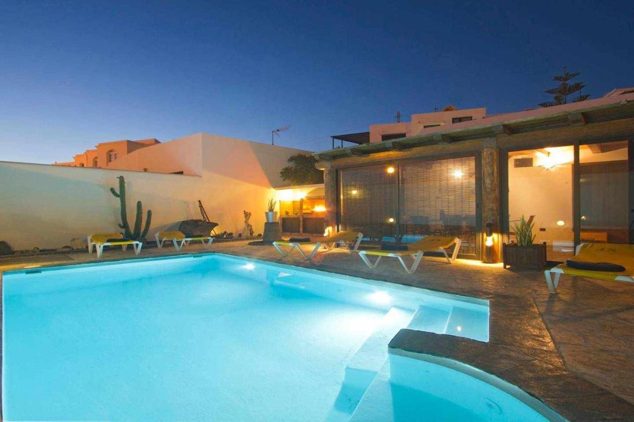 V PRINCESA Vivienda con piscina y BBQ para max 10 personas Puerto del Carmen  Bagian luar foto